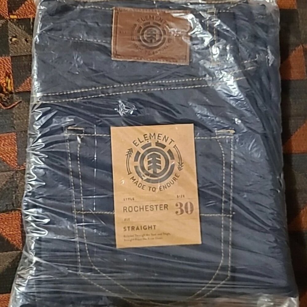 Element Skateboards Jeans 30 x 30 Rochester Straight Fit Denim Dark Blue NWT